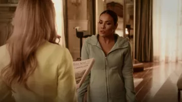 Lululemon Scuba Hoodie porté par Cristal Carrington (Daniella Alonso) vu dans Dynasty (S05E16)