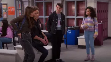 Zapatillas Converse Faux-Leather usadas por Hartley (Kayden Muller-Janssen) como se ve en The Villains of Valley View (S01E02)