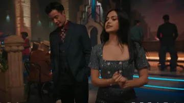Alessandra Rich Cropped Double poitrine Blazer porté par Veronica Lodge (Camila Mendes) vu dans Riverdale (S06E09)