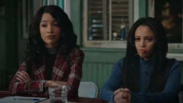 Smythe Duchess Plaid Wool Blazer usado por Tabitha Tate (Erinn Westbrook) como se ve en Riverdale (S06E09)