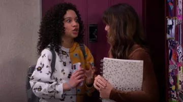 Tanya Taylor Floral Top usado por Hartley (Kayden Muller-Janssen) como se ve en The Villains of Valley View (Temporada 1 Episodio 4)