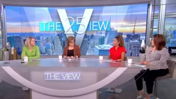 Theory Chaqueta de novio de doble pecho usada por Joy Behar como se ve en The View el 18 de julio de 2022