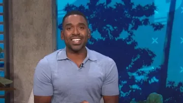 Reiss Duchie Solid Wool Polo porté par Justin Sylvester comme on le voit dans E! News Daily Pop le 22 juillet 2022