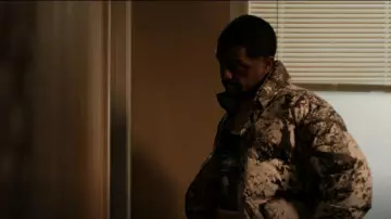 Play it Crazy Alien Art Tee worn by Darnell (Rolando Boyce) as seen in The Chi (S05E03)