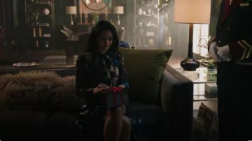 Falda Nanushka Amas usada por Veronica Lodge (Camila Mendes) como se ve en Riverdale (S06E13)