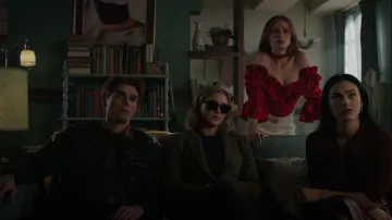 Veronica Beard Pyle Jacket worn by Betty Cooper (Lili Reinhart) as seen in Riverdale (S06E13)