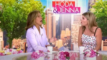 Alice + Olivia Yuriko Shawl Collar Blazer worn by Hoda Kotb as seen in Today with Hoda & Jenna on 25 July 2022