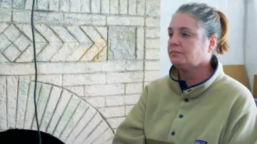 Patagonia Lightweight Better Sweater Marsupial Pullover worn by Christina as seen in Teen Mom: Young + Pregnant (S04E04)