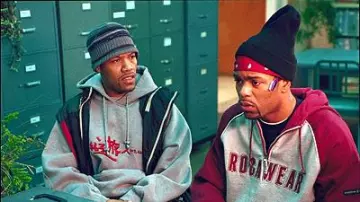 Bandana rouge porté par Silas P. Silas Method Man dans le film How High 
