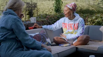 Market Erykah Badu Tie Dye Shorts usados por Eva Marcille como se ve en The Real Housewives Ultimate Girls Trip (S02E04)