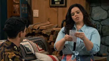 Levi’s Western Shirt porté par Lou Hockhauser (Miranda May) vu dans BUNK’D (S06E07)