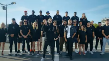 The black Adidas bowling shirt worn by Oli in the clip The favorite sound of my friends from Bigflo & Oli