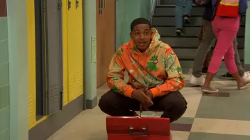 Zara Leaf Print Sweat­shirt worn by Booker Baxter (Issac Ryan Brown) as seen in Raven's Home (S05E10)