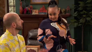 Nordstrom Cristina Martinez Intarsia Design Cotton & Cashmere Crewneck worn by Raven Baxter (Raven-Symoné) as seen in Raven's Home (S05E10)