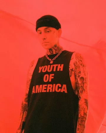 Débardeur « YOUTH OF AMERICA » porté par Blackbear sur son compte Instagram @bear