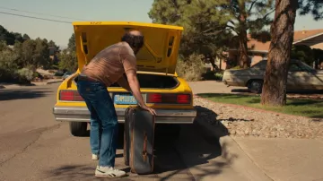 Reebok sneakers in white worn by Murray Bauman (Brett Gelman) as seen in Stranger Things Wardrobe (S04E02)