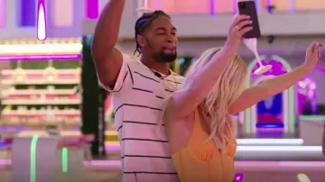 Forever 21 Striped Crew Tee usado por Jesse Bray como se ve en Love Island (S04E07)