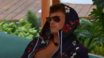 Quay All In Sun­glass­es worn by Isaiah Campbell as seen in Love Island (S04E07)
