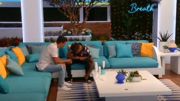 Vans Authentic Sneakers worn by Andy Voyen as seen in Love Island (S04E07)