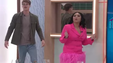 La mini-robe Attico Feather Trim Blazer portée par Jasmine Davis comme on le voit dans Big Brother (S24E01)