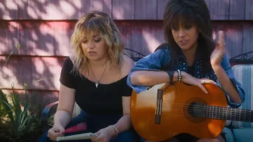 ASOS The Off Shoulder Bardot Crop Top worn by Gwen (Kathy Searle) as seen in Bridge and Tunnel (S02E04)