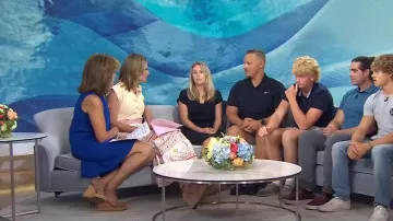 Alice + Olivia Melony Shirred Skirt worn by Savannah Guthrie as seen in Today on 29 July 2022