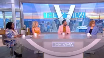 Johnny Was Ono Emilia Kimono worn by Whoopi Goldberg as seen in The View on 01 August 2022