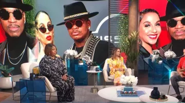 Eloquii Pantalon à jambe large imprimé porté par Loni Love comme on le voit dans E! News Daily Pop le 01 août 2022