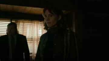 Burberry Lydd Quilted Check Logo Jacket usado por Kristen Bouchard (Katja Herbers) como se ve en Evil (S03E07)