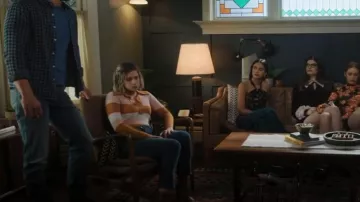 Frame Le High Straight worn by Betty Cooper (Lili Reinhart) as seen in Riverdale (S06E22)