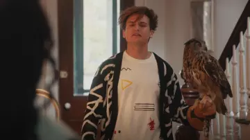 Zara Ab­stract Print T-Shirt worn by Michael (Moses Storm) as seen in Everything's Trash (S01E02)