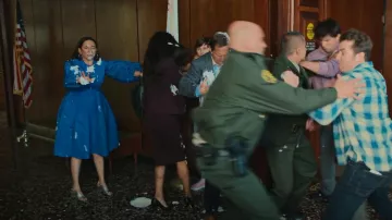 Nomasei Sil­ver Baghera San­dals worn by Molly Novak (Maya Rudolph) as seen in Loot (S01E09)