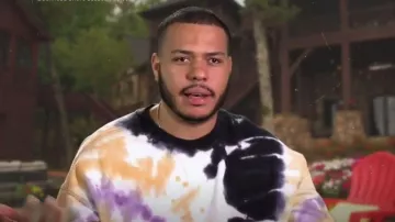 Sudadera H&M Relaxed Fit Tie Dye usada por Juju Barney como se ve en Buckhead Shore (S01E07)