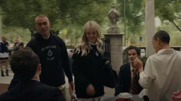 Cartier Guirlande de Cartier worn by Audrey Hope (Emily Alyn Lind) as seen in Gossip Girl (S01E01)