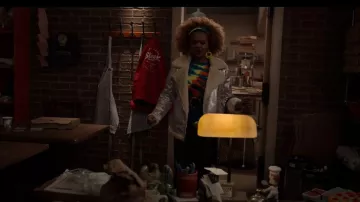 Tommy Hilfiger Faux-Shearling Moto Jacket porté par Kourtney (Dara Reneé) vu dans High School Musical: The Musical: The Series (S02E03)