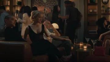 Nicholas Kirkwood Alyssa Sling Back Pumps porté par Julien Calloway (Jordan Alexander) vu dans Gossip Girl (S01E01)