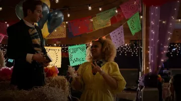 Robe œillet Nicholas Louise portée par Kourtney (Dara Reneé) vue dans High School Musical: The Musical: The Series (S02E05)