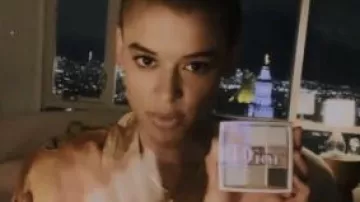 Dior Backstage Eye Palette Universal Neutral utilisée par Julien Calloway (Jordan Alexander) vue dans Gossip Girl (S01E02)