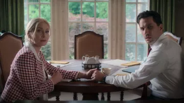 Veste en tweed Hobbs Tafara portée par Margot (Elizabeth Mitchell) vue dans First Kill (S01E01)