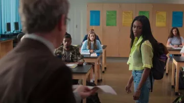 Bracelet réglable Gorjana Laguna porté par Calliope Burns (Imani Lewis) vu dans First Kill (S01E01)