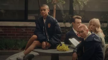 Nike Air Force 1 LV8 1 USA Sneakers portées par Julien Calloway (Jordan Alexander) comme vu dans Gossip Girl (S01E02)