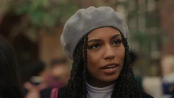 Le Beret Francais Classic Beret usado por Monet de Haan (Savannah Lee Smith) como se ve en Gossip Girl (S01E03)