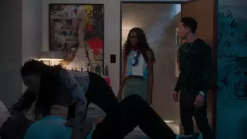 Boys Lie Sweatpants worn by Calliope Burns (Imani Lewis) as seen in First Kill (S01E08)