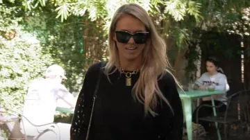 Quay Australia Lev­el Up Rx worn by Olivia Flowers as seen in Southern Charm (S08E07)