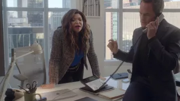 Veste Rag & Bone Zoe Tweed portée par Suzanne (Tisha Campbell) vue dans Uncoupled (S01E05)