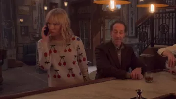 Pull Pull-over Madewell Jacquard porté par Parker (Beth Riesgraf) comme on le voit dans Leverage: Redemption (S01E09)