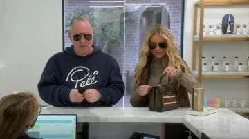 Louis Vuitton Coated Canvas porté par Dorit Kemsley comme on le voit dans The Real Housewives of Beverly Hills (S12E14)