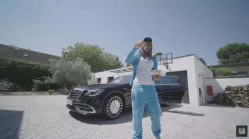 Le jogging adidas de Zola dans Zola - Gants x 91 ALL STARS (Clip Officiel)