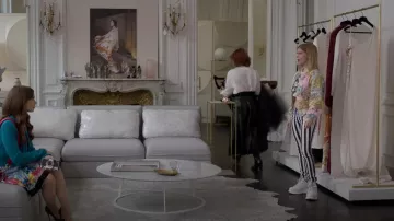 Buffalo Classic Chunky Sneakers portées par Brooklyn Clark (Carlson Young) vues dans Emily à Paris (S01E07)