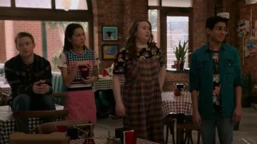 Juicy Couture Sleeveless Houndstooth-Print Top porté par Nini (Olivia Rodrigo) comme on le voit dans High School Musical: The Musical: The Series (S02E10)